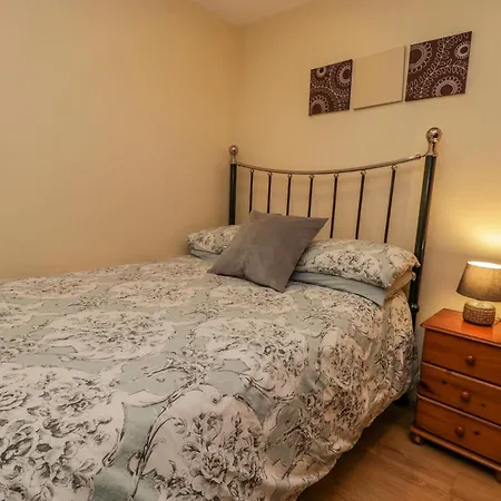 Appartement 6 *